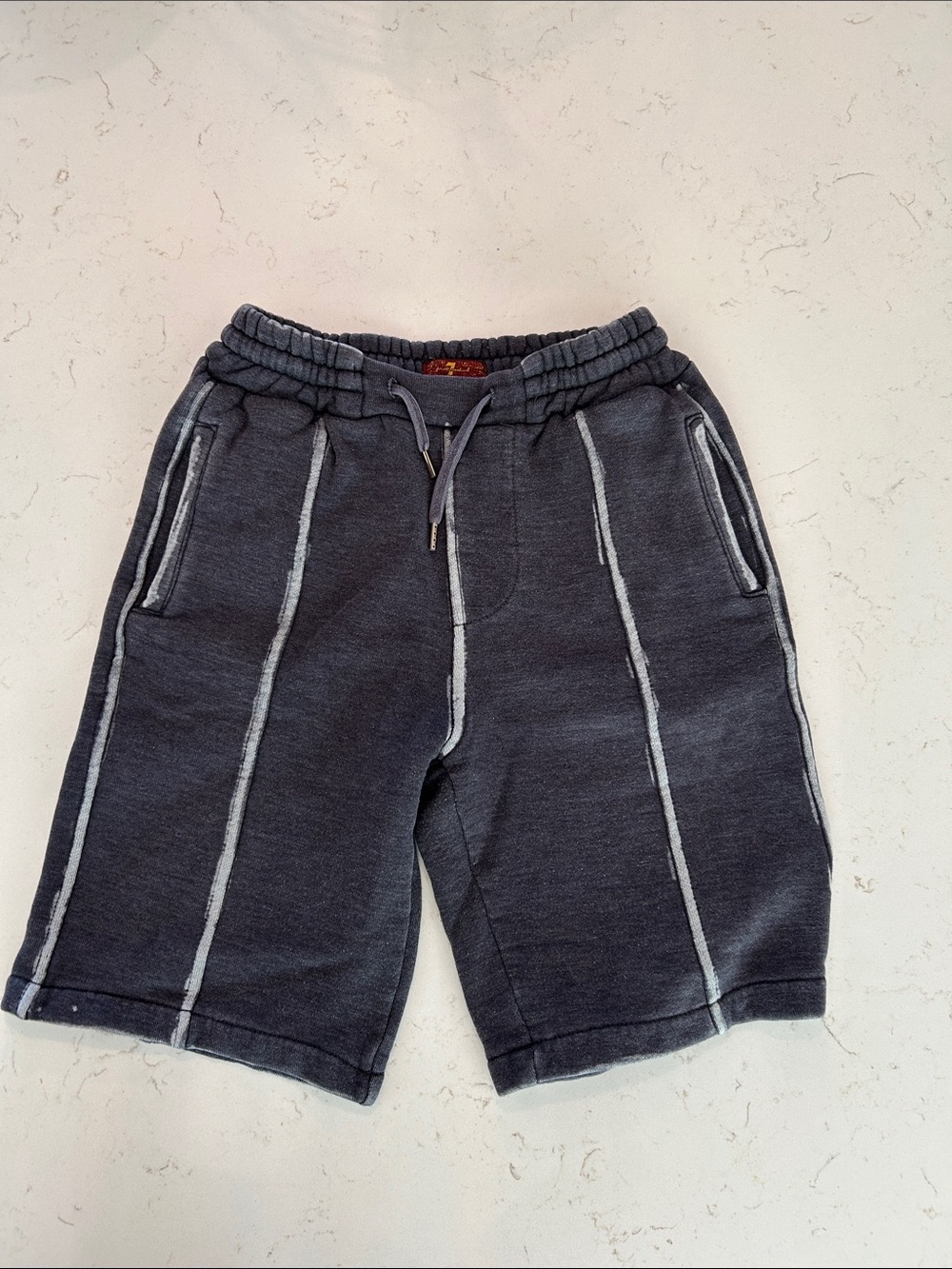 Boys Seven for all Mankind shorts medium